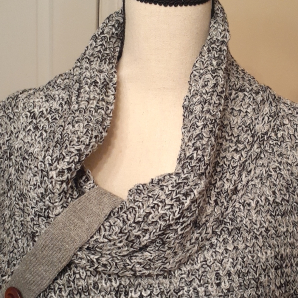 Heather Gray Buttoned Wrap Turtleneck Sweater - Picture 7 of 8